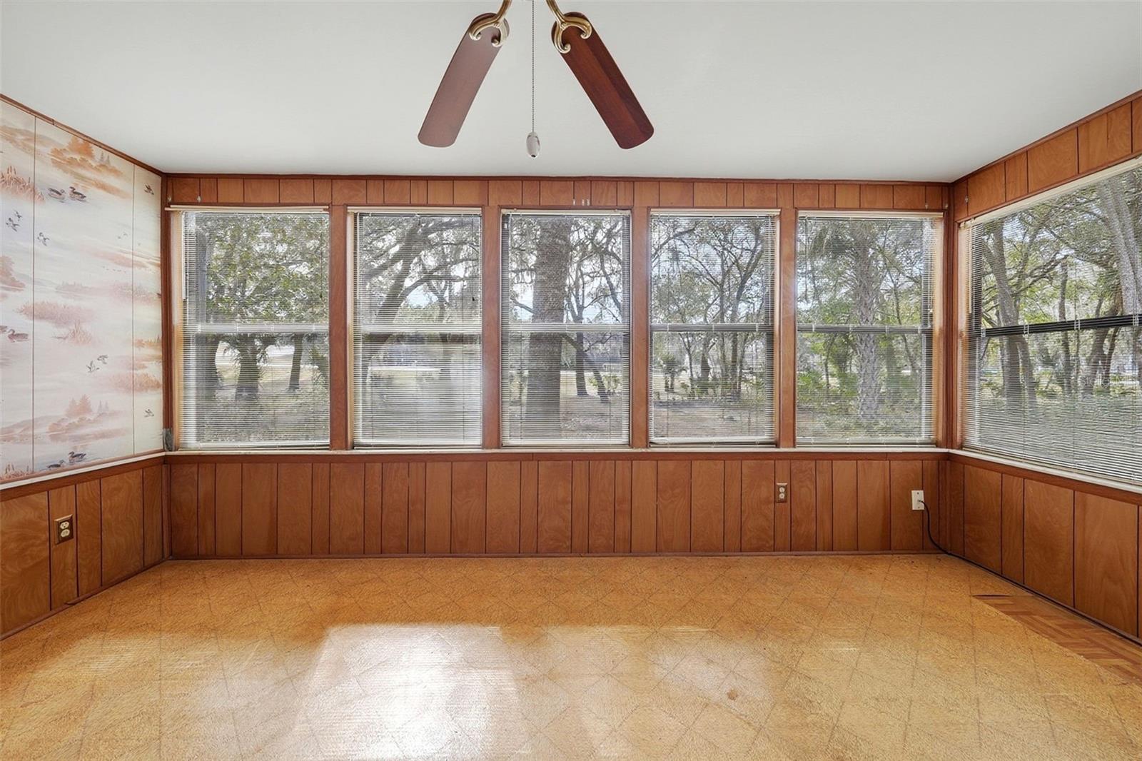 PARKSIDE VILLAGE - Residential