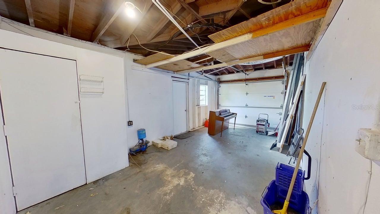 GARDEN MANOR SEC 1 - Residential Lease