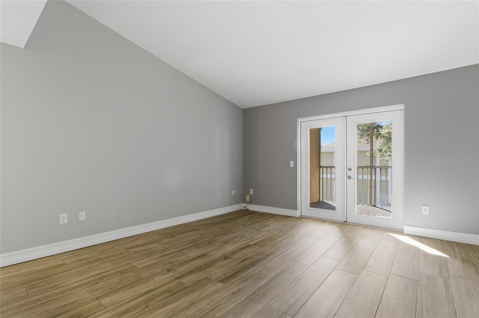 THE HIGHLANDS AT HUNTERS GREE - Residential