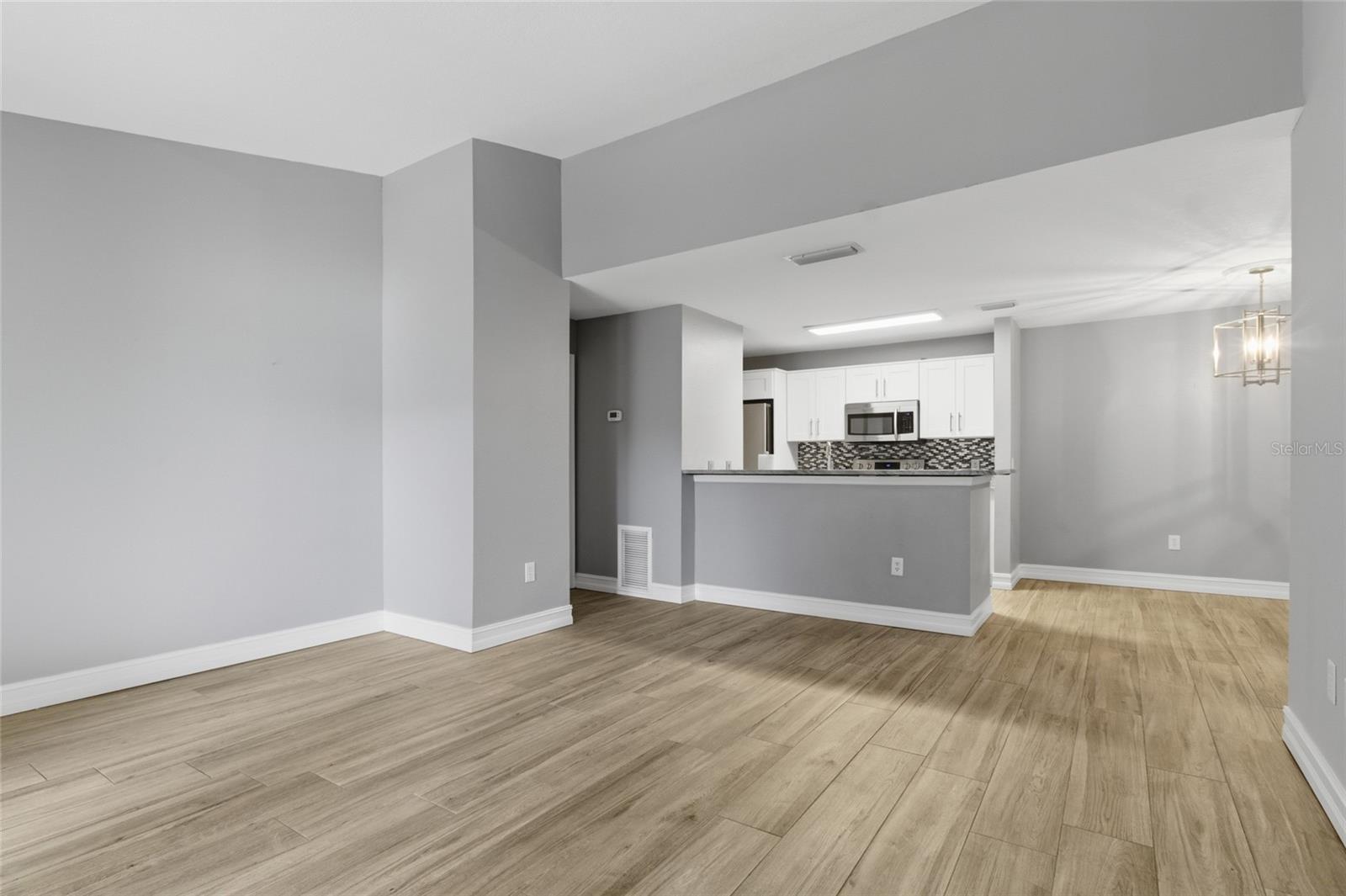 THE HIGHLANDS AT HUNTERS GREE - Residential