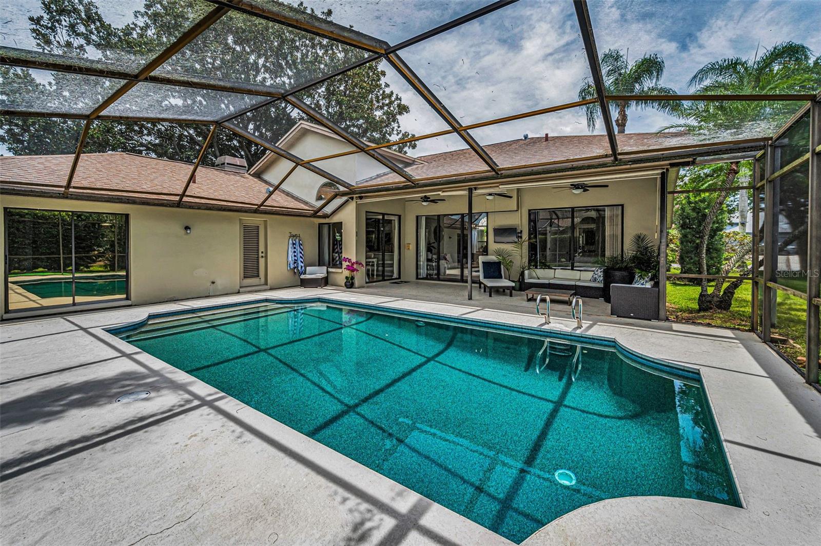 3368 E LAKE SHORE LANE