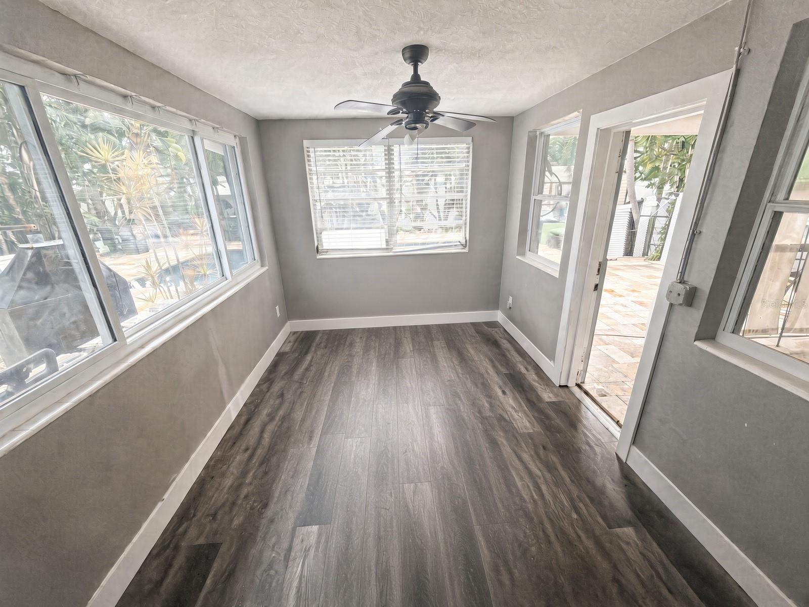3176 STRATFORD DR.