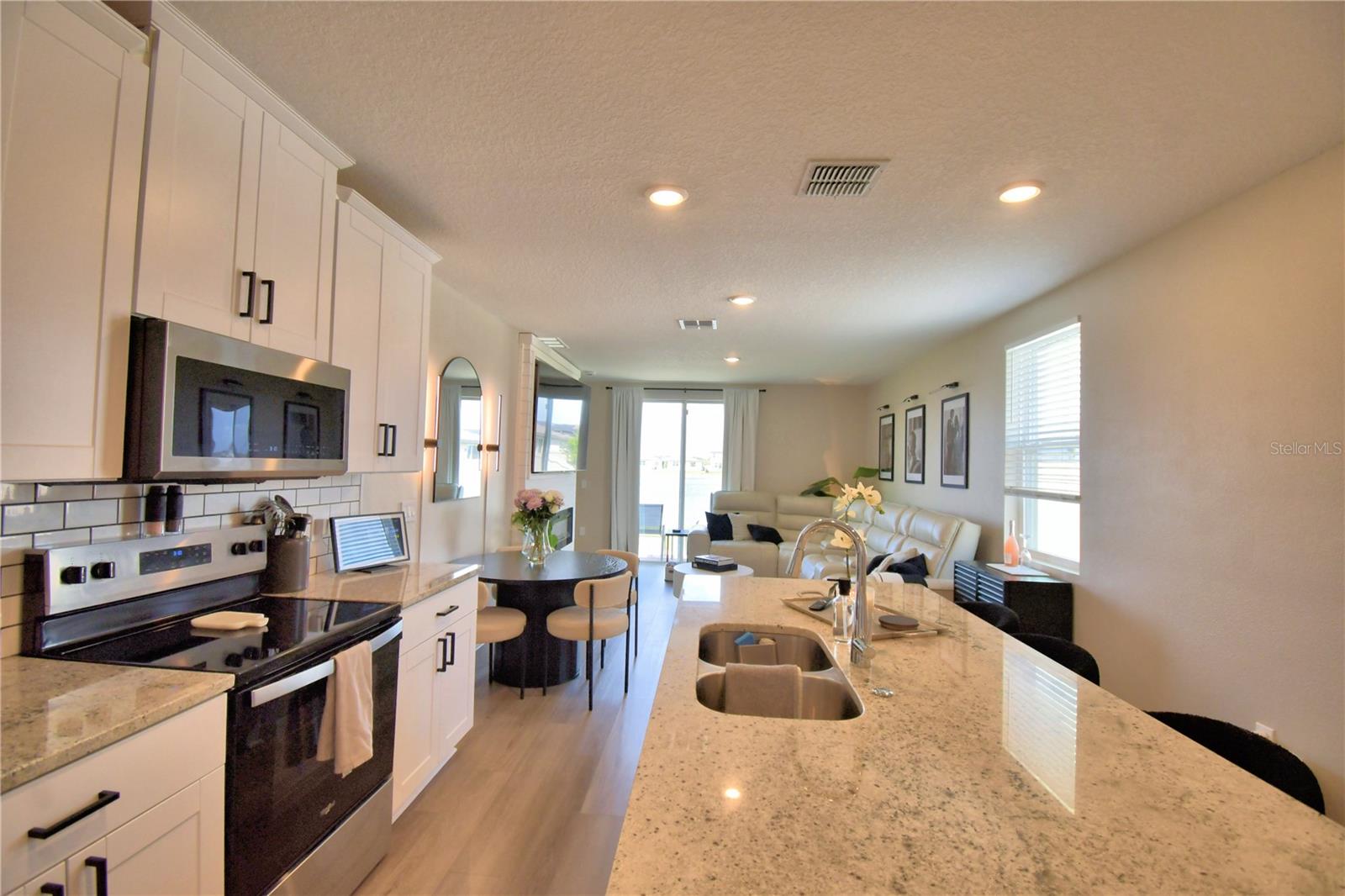 LAKE DEER ESTATES - Residential