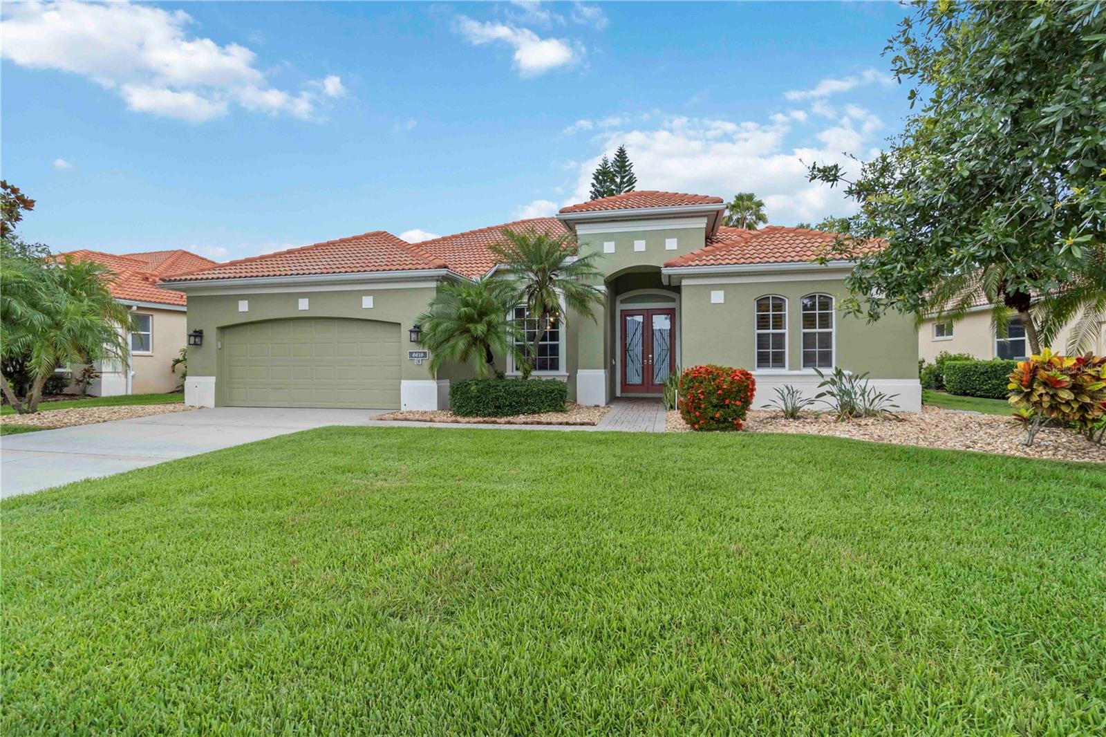 TAILFEATHER WAY AT TARA - Residential