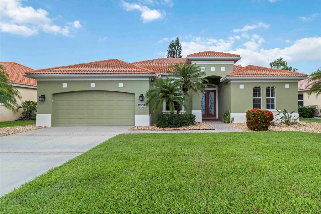 Photo of 6619 Pinefeather Court, Bradenton, FL 34203 (MLS # N6139355)