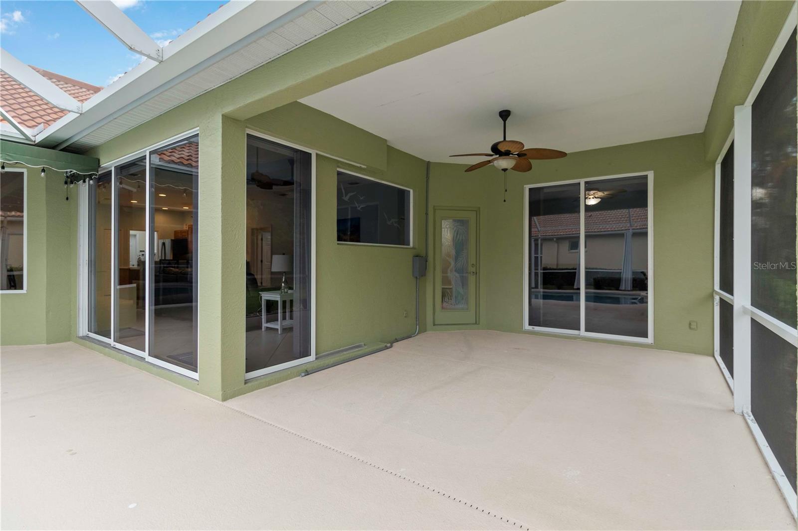 TAILFEATHER WAY AT TARA - Residential