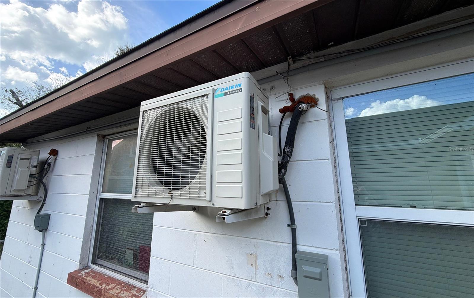 LAKEVIEW HEIGHTS - Residential