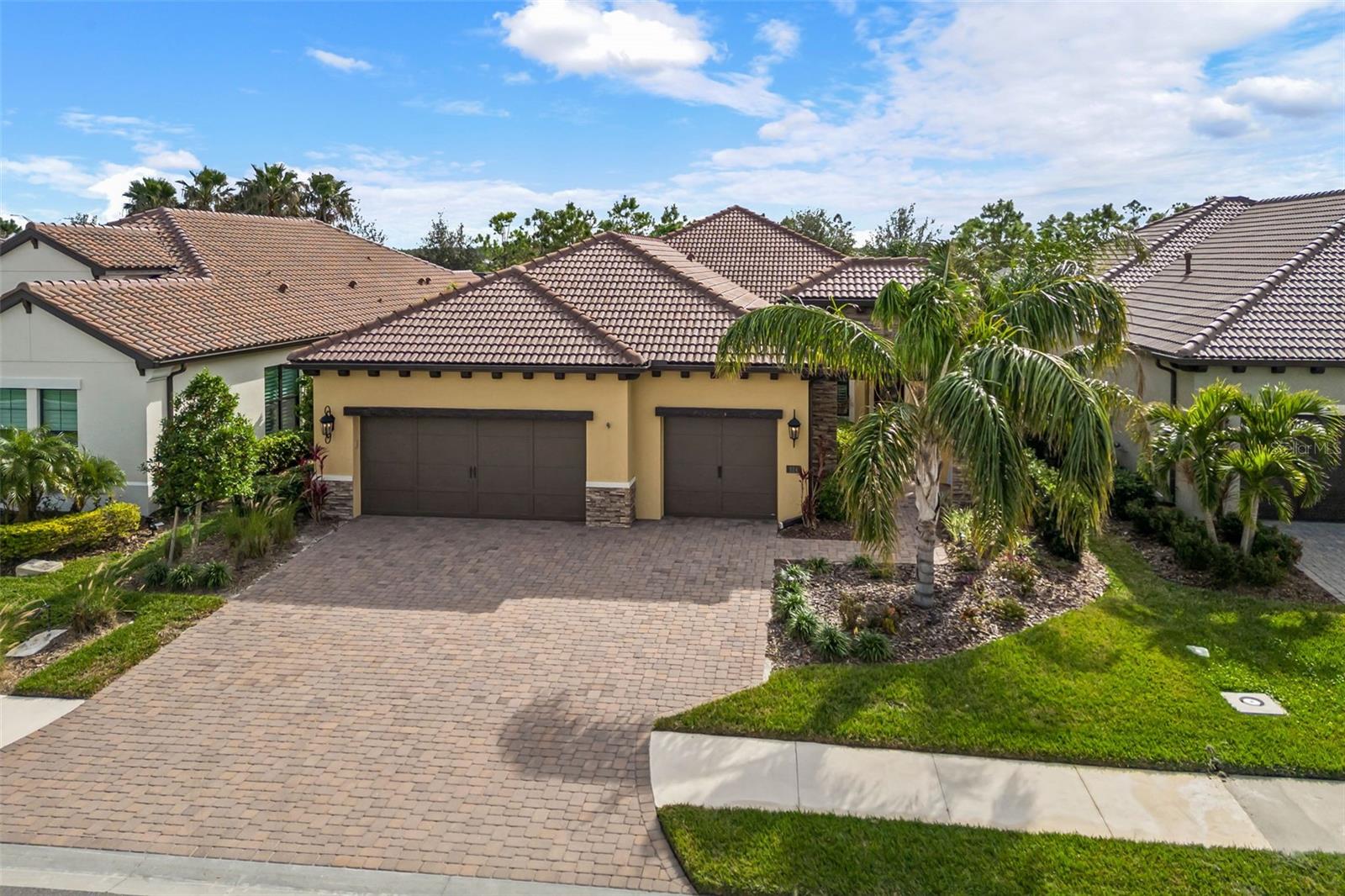 224 CORELLI DRIVE