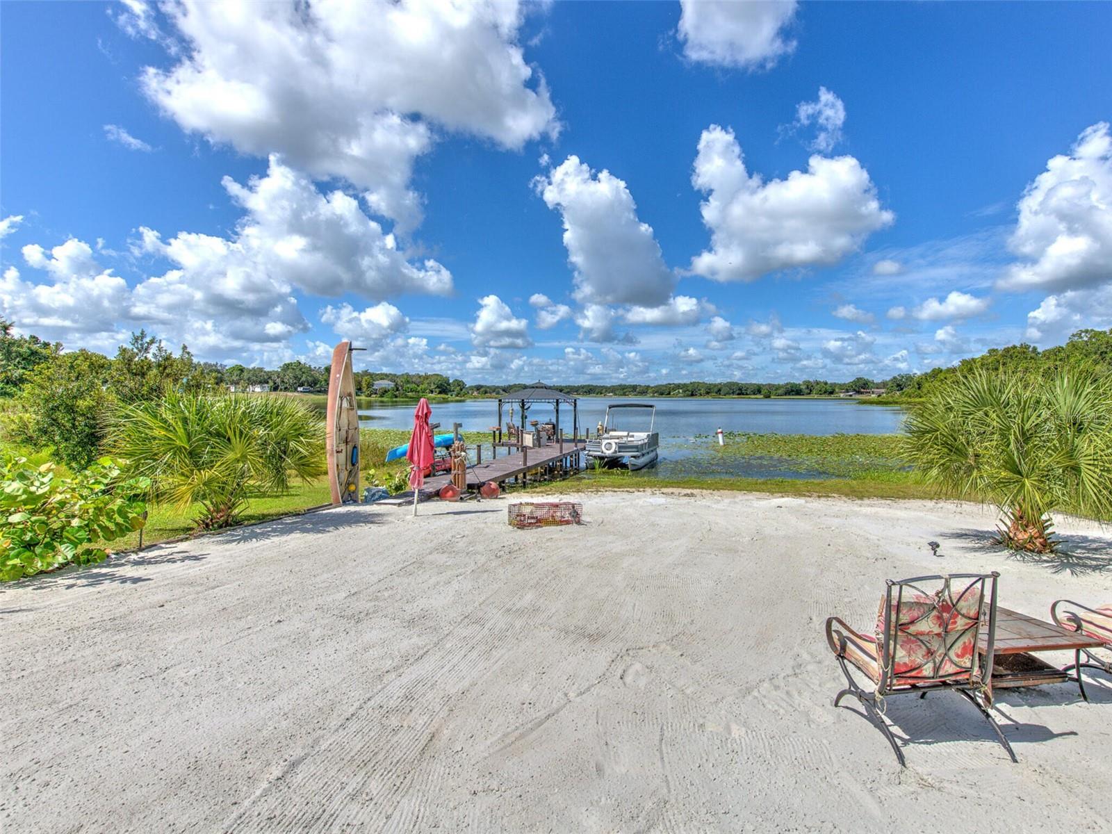 DEESON MANOR - Residential