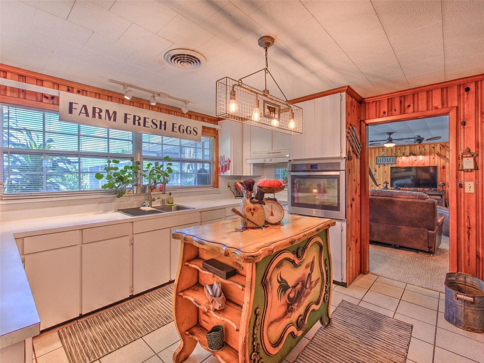 DEESON MANOR - Residential