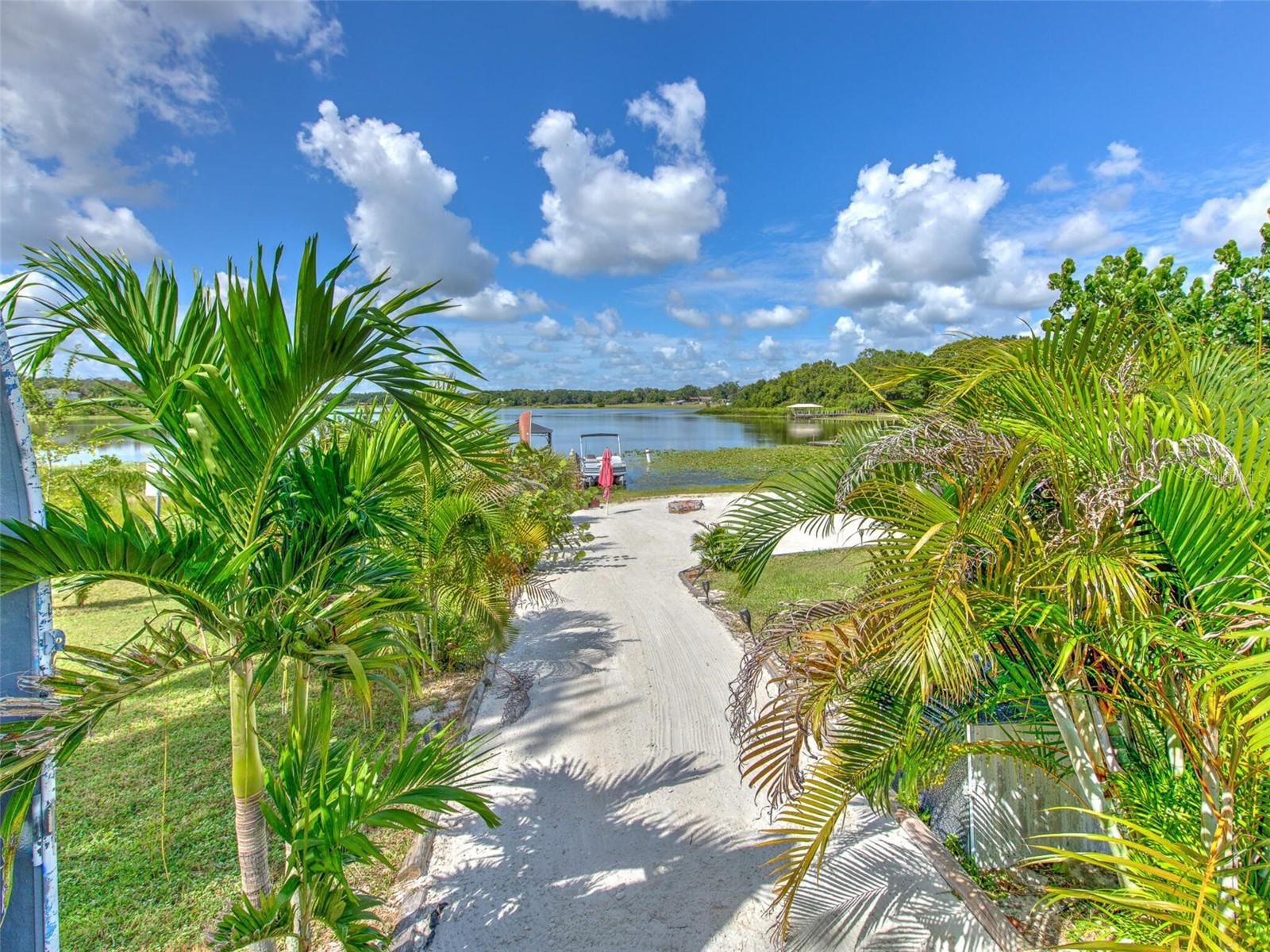 DEESON MANOR - Residential