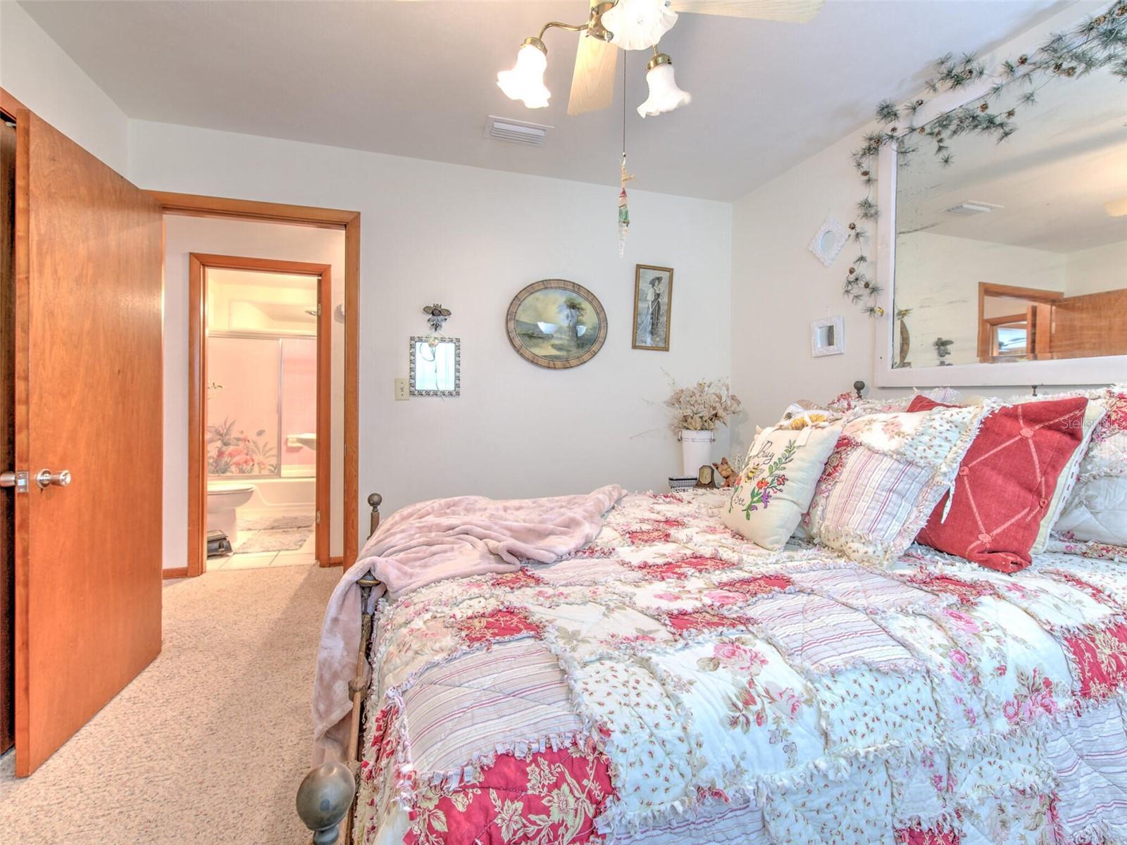 DEESON MANOR - Residential