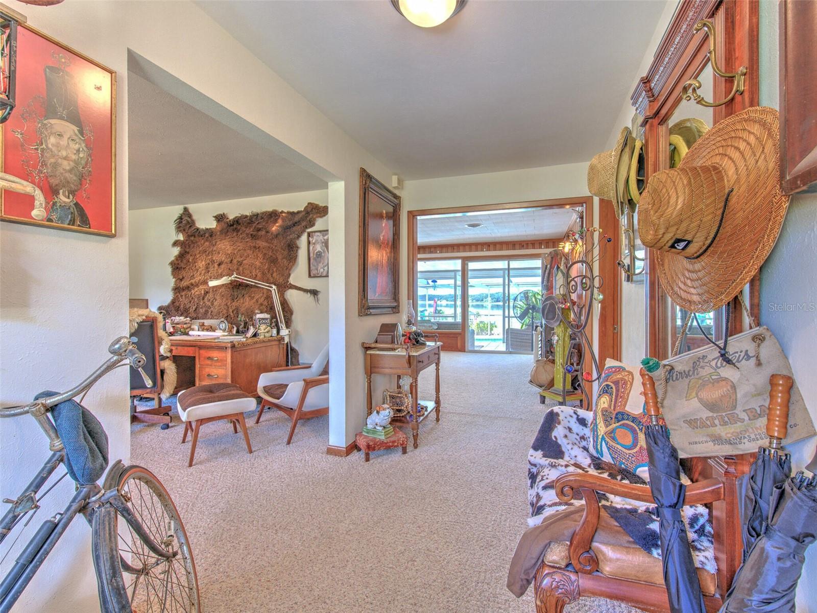 DEESON MANOR - Residential