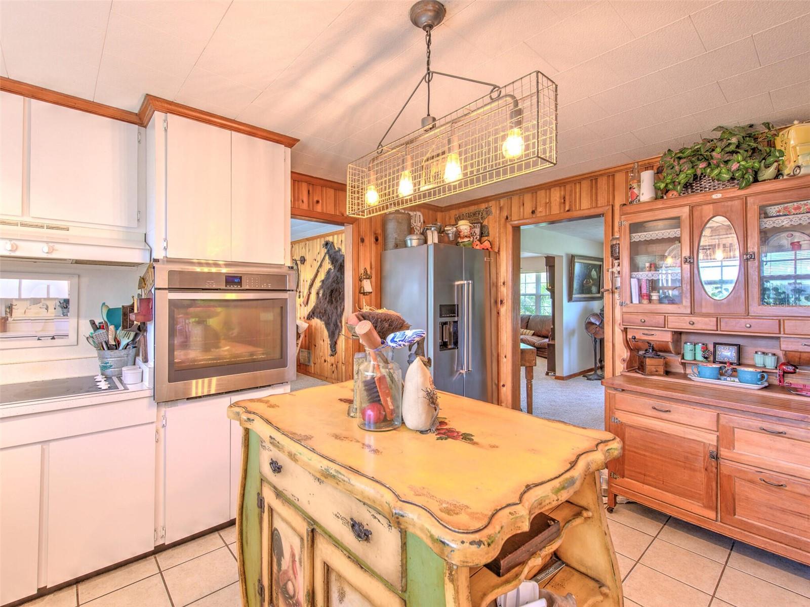 DEESON MANOR - Residential