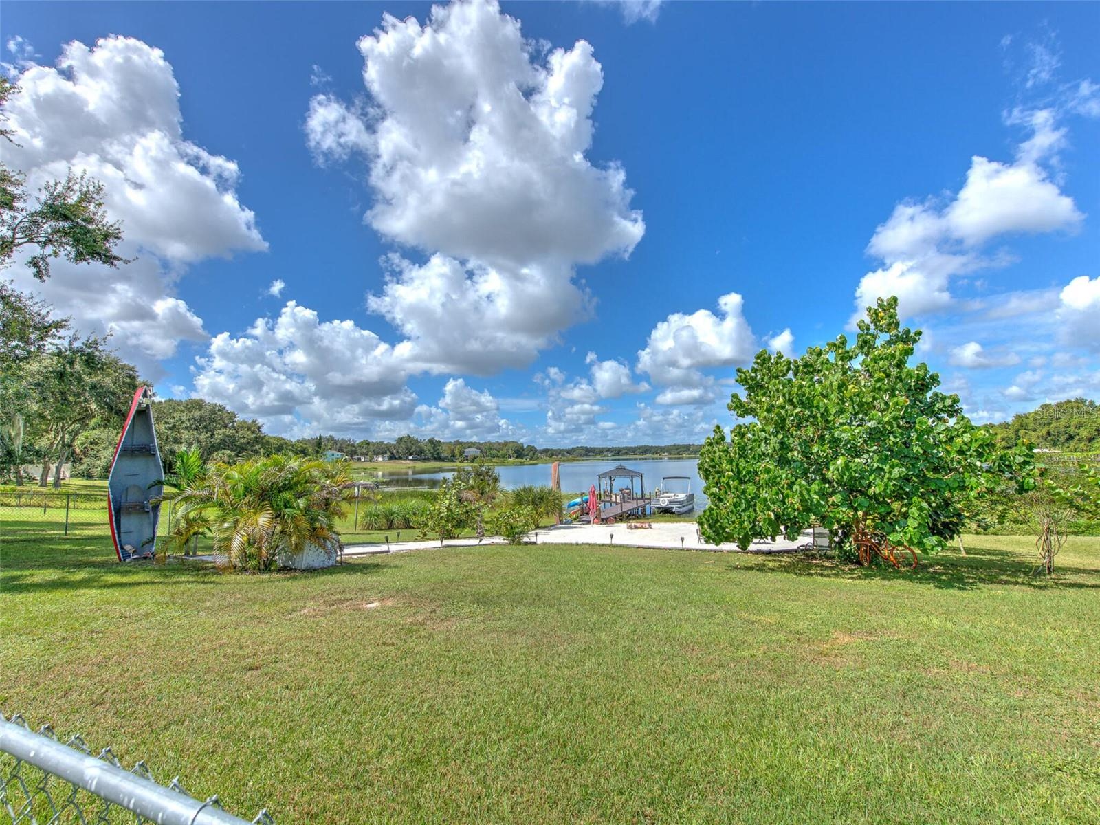 DEESON MANOR - Residential