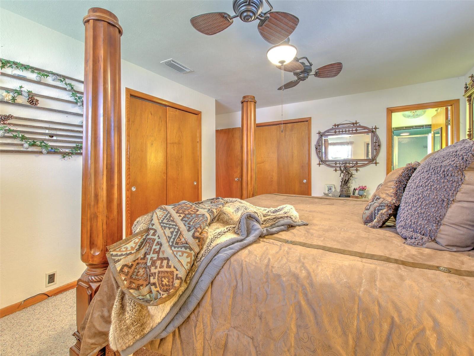 DEESON MANOR - Residential