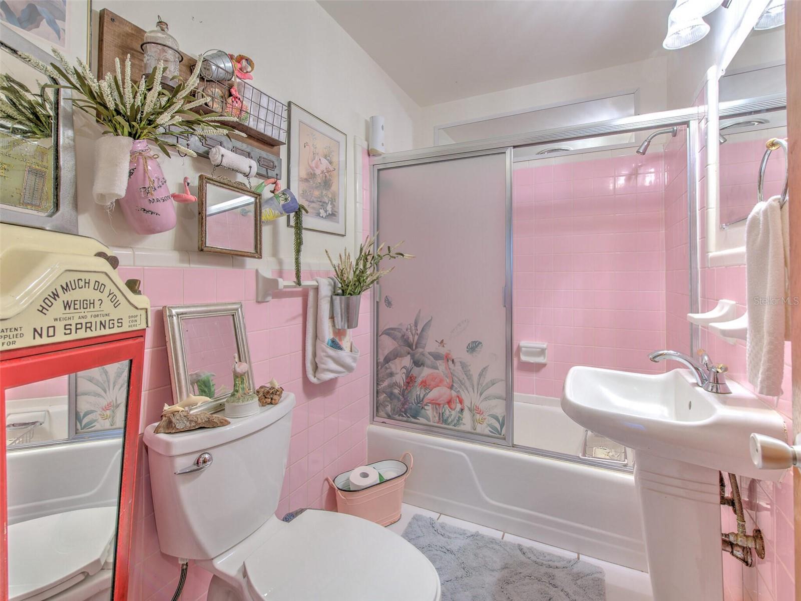 DEESON MANOR - Residential