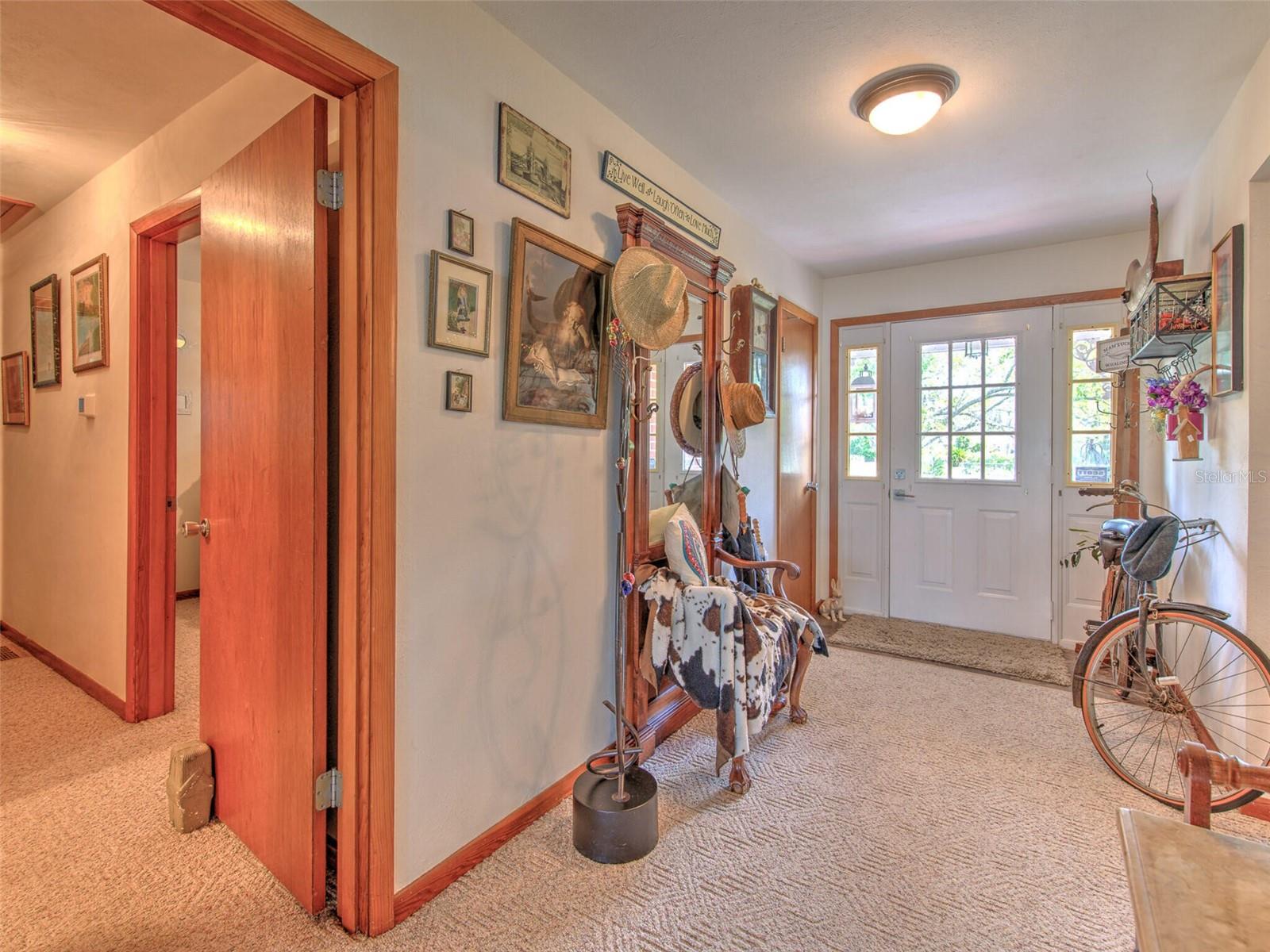 DEESON MANOR - Residential