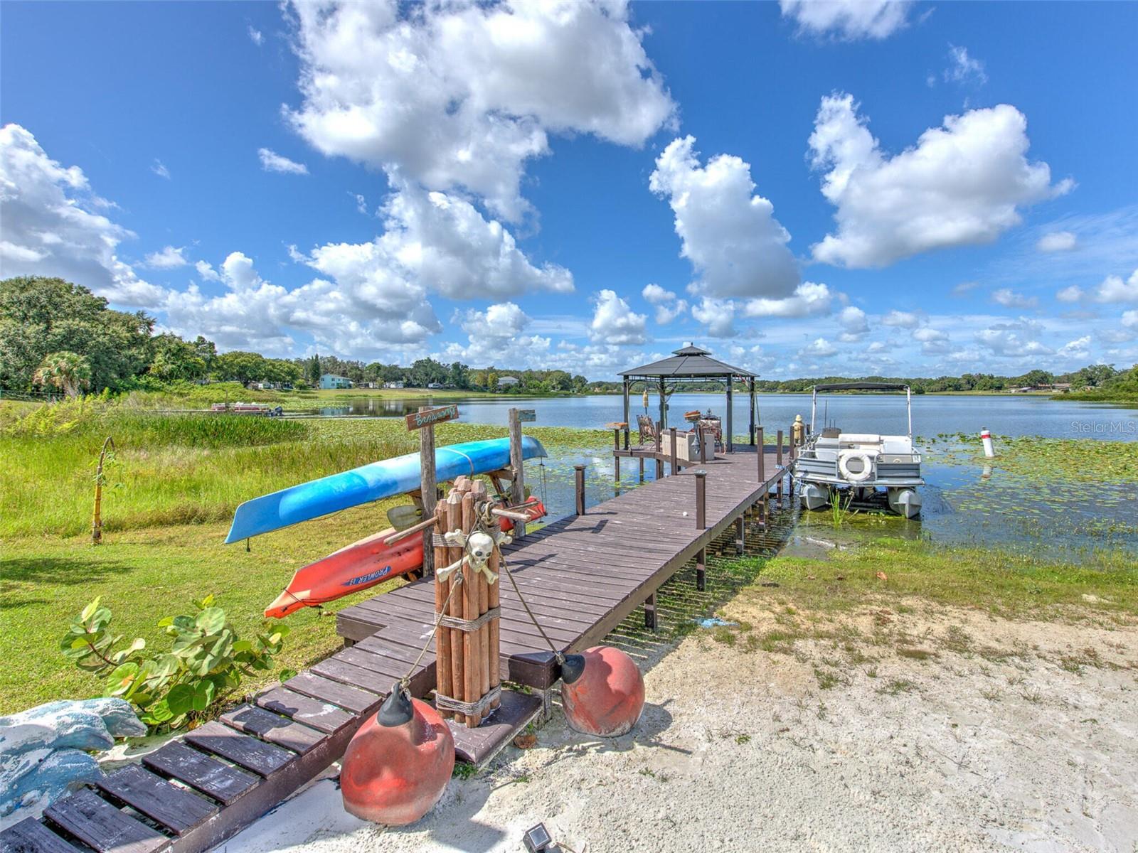 DEESON MANOR - Residential