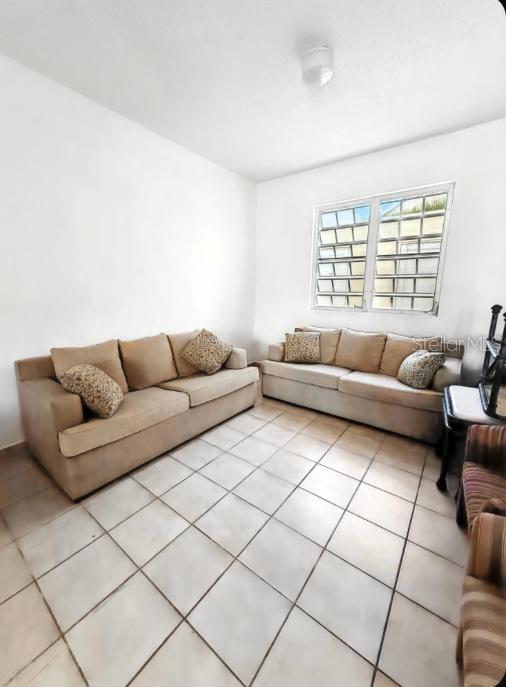 FAIRWAY COURTS - Residential