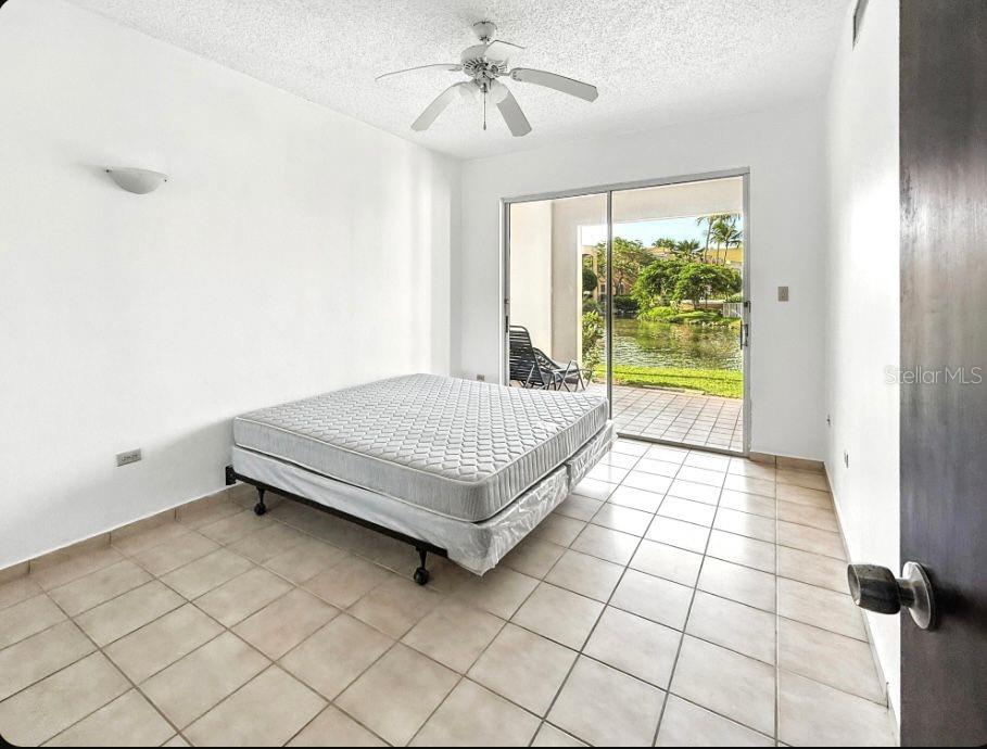 FAIRWAY COURTS - Residential