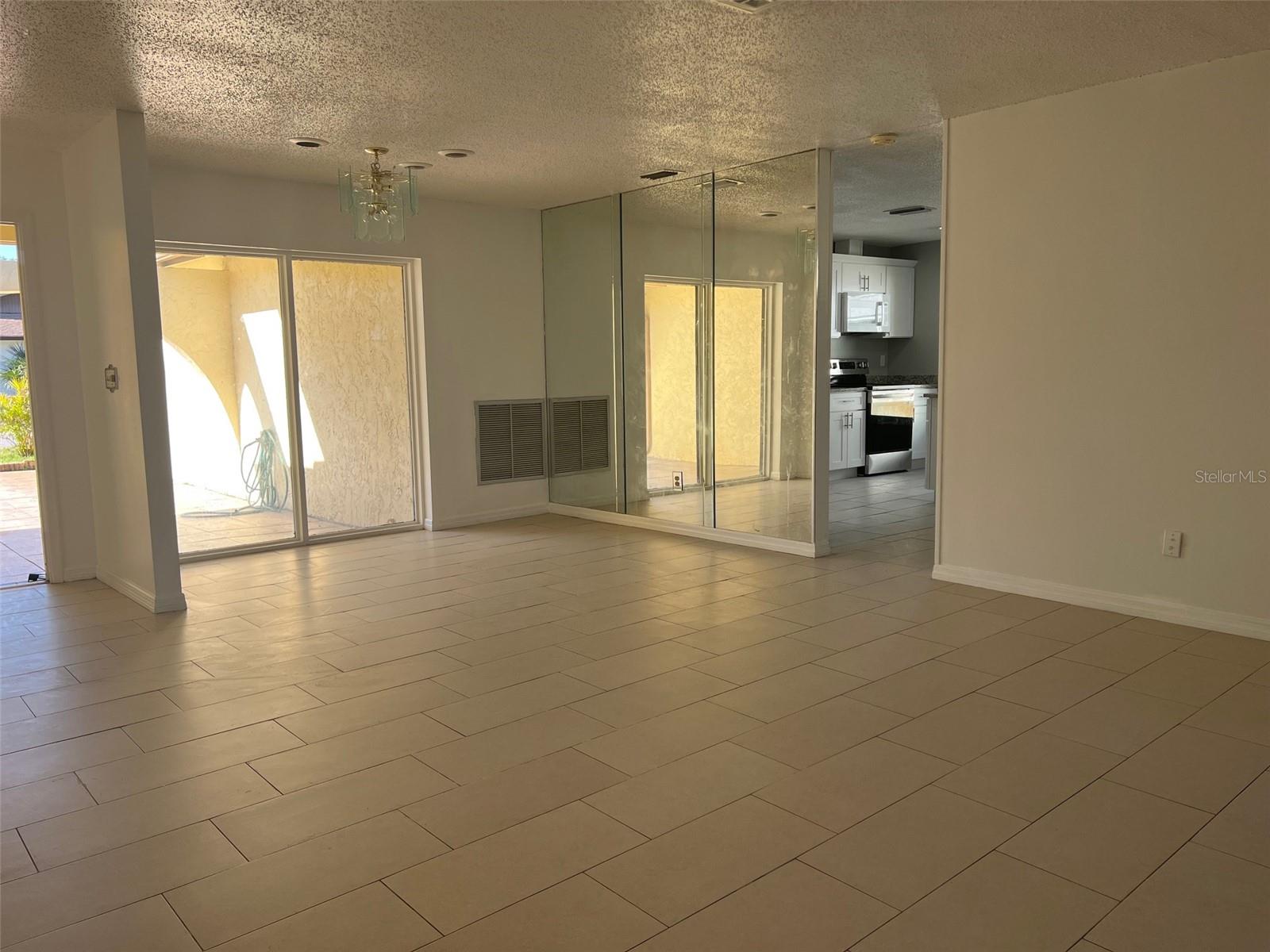 SAN CLEMENTE VILLAGE - Residential