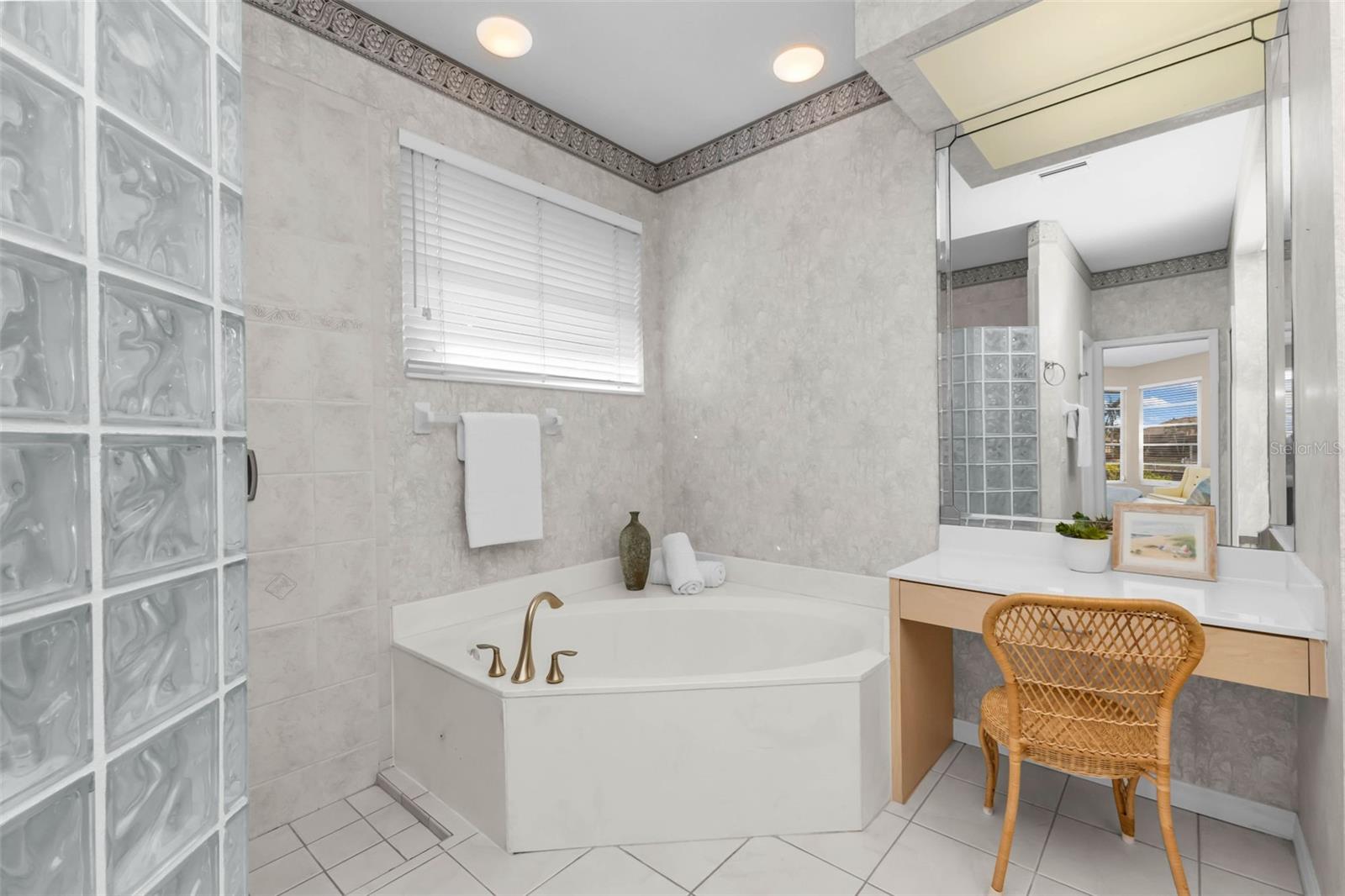 PUNTA GORDA ISLES SEC 14 - Residential