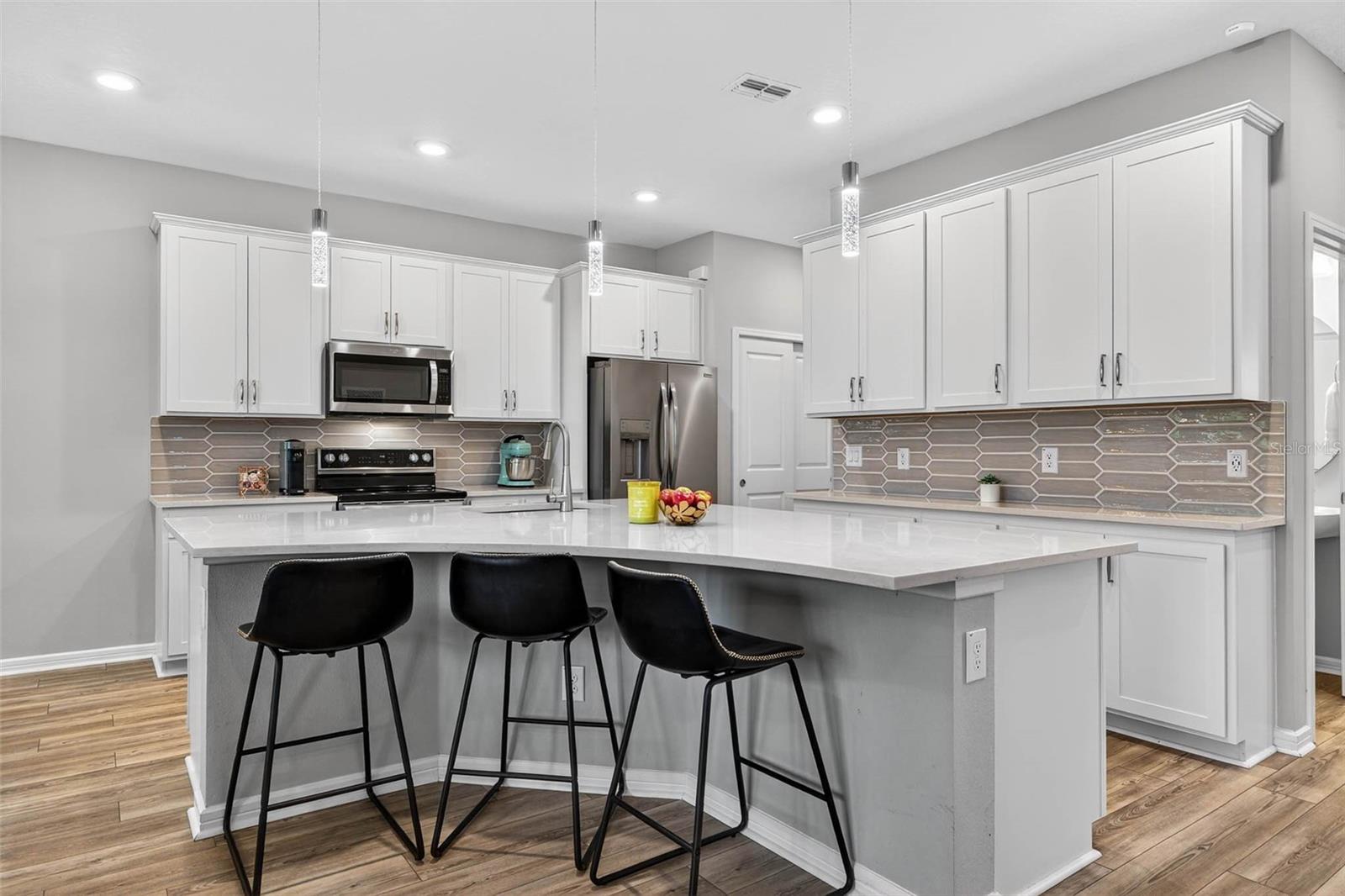 SHORELINE REP - Residential