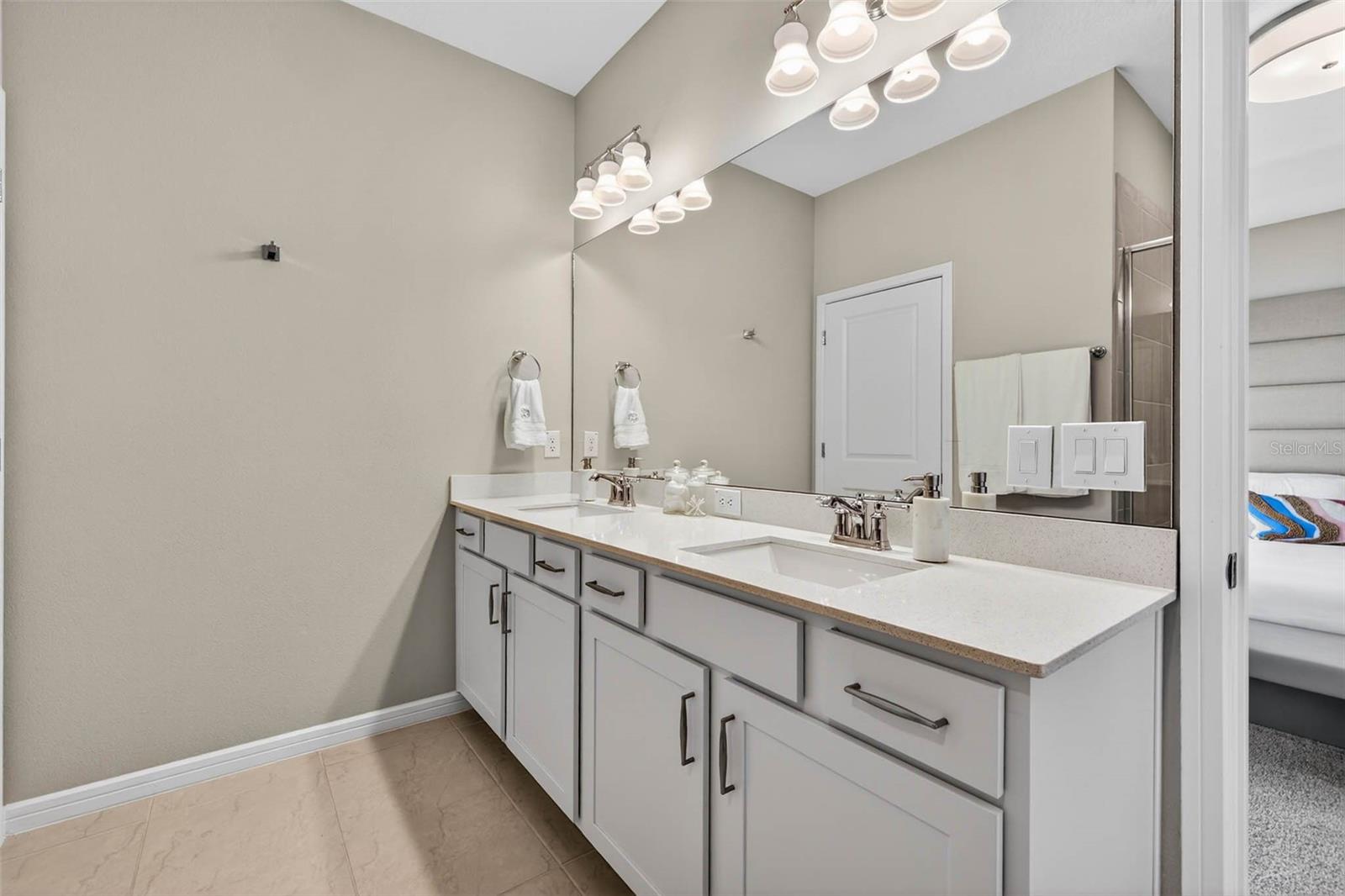 SHORELINE REP - Residential