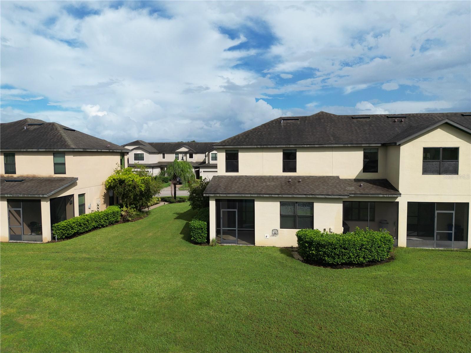 OAK RIDGE - Residential Lease