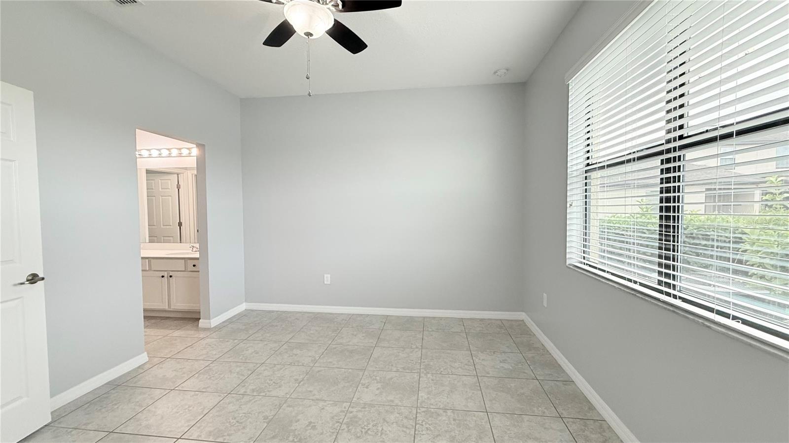 OAK RIDGE - Residential Lease