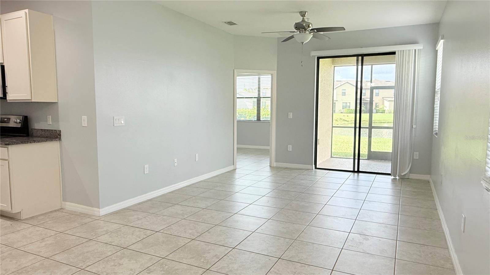 OAK RIDGE - Residential Lease