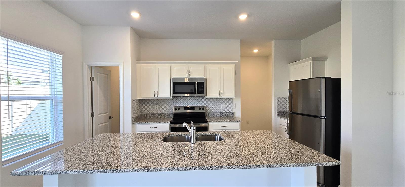 SCENIC TERRACE SOUTH PH 2 - Residential Lease