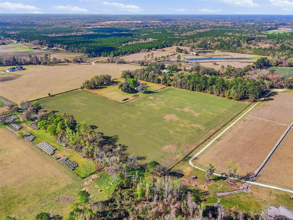 Photo of NW County Rd 239, Alachua, FL 32615 (MLS # GC537744)