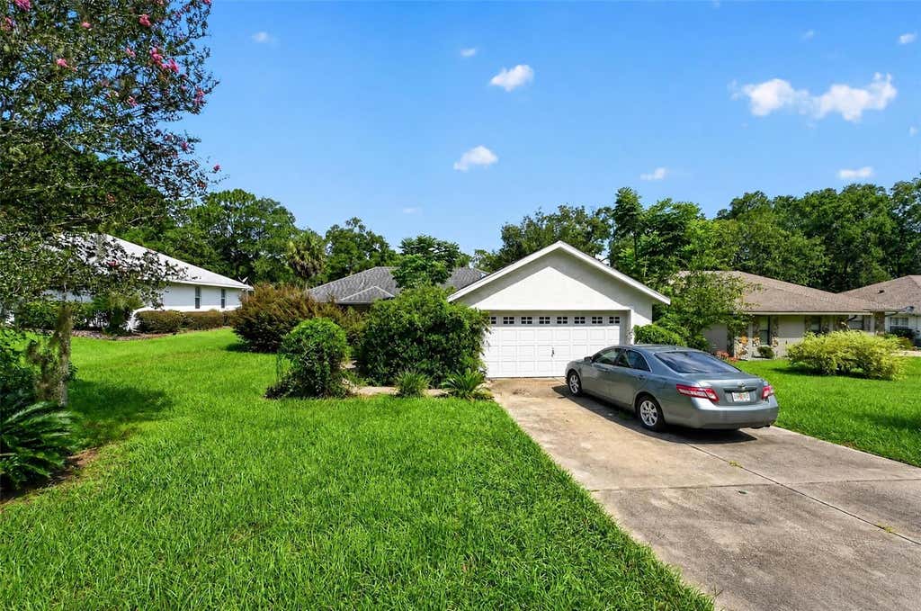 Photo of 19735 SW 93rd Place, Dunnellon, FL 34432 (MLS # C7529745)