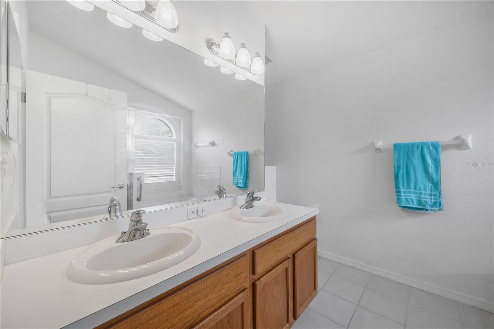 KINGS LAKE PH 2B - Residential