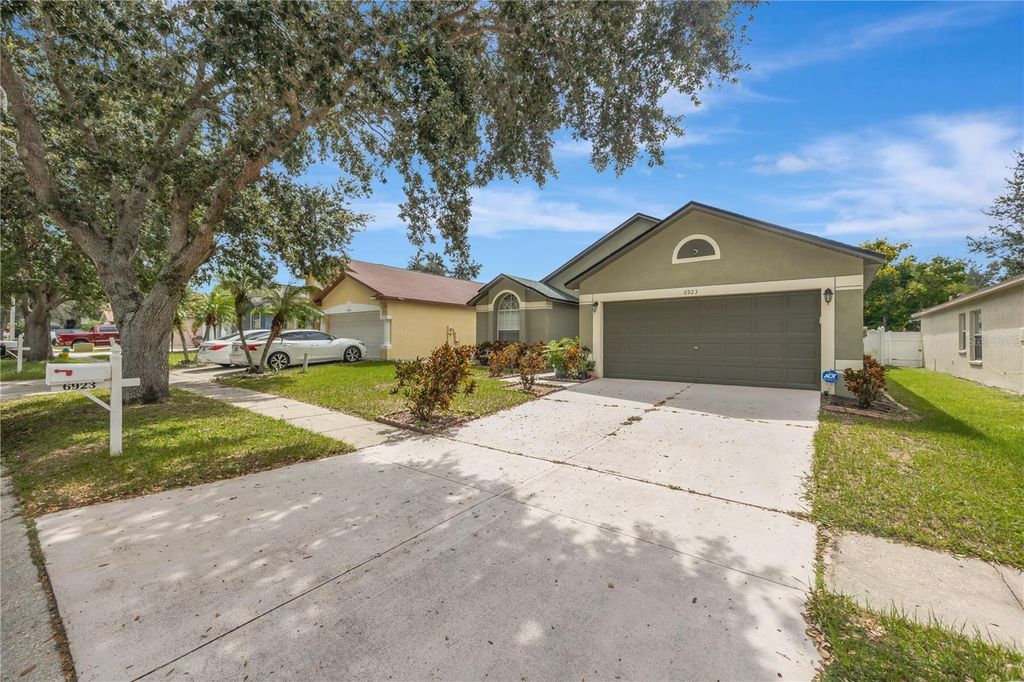 Photo of 6923 Waterbrook Court, Gibsonton, FL 33534 (MLS # TB8433404)