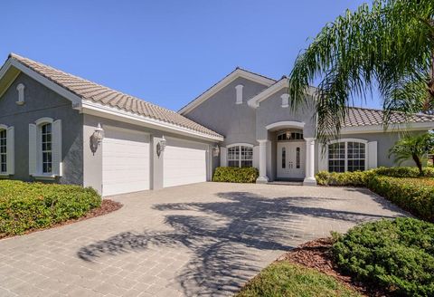 A home in PALM HARBOR