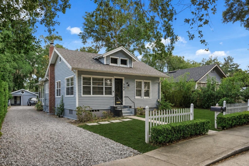 Photo of 249 Orange Place, Maitland, FL 32751 (MLS # O6419510)