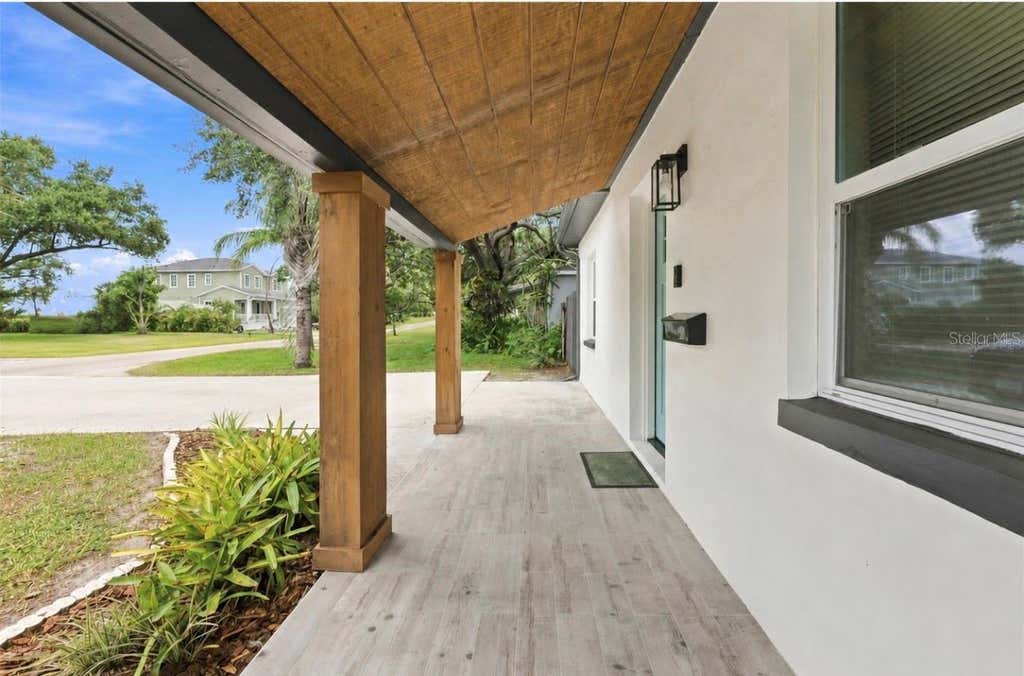 Photo of 240 42nd Avenue NE, St Petersburg, FL 33703 (MLS # TB8541168)