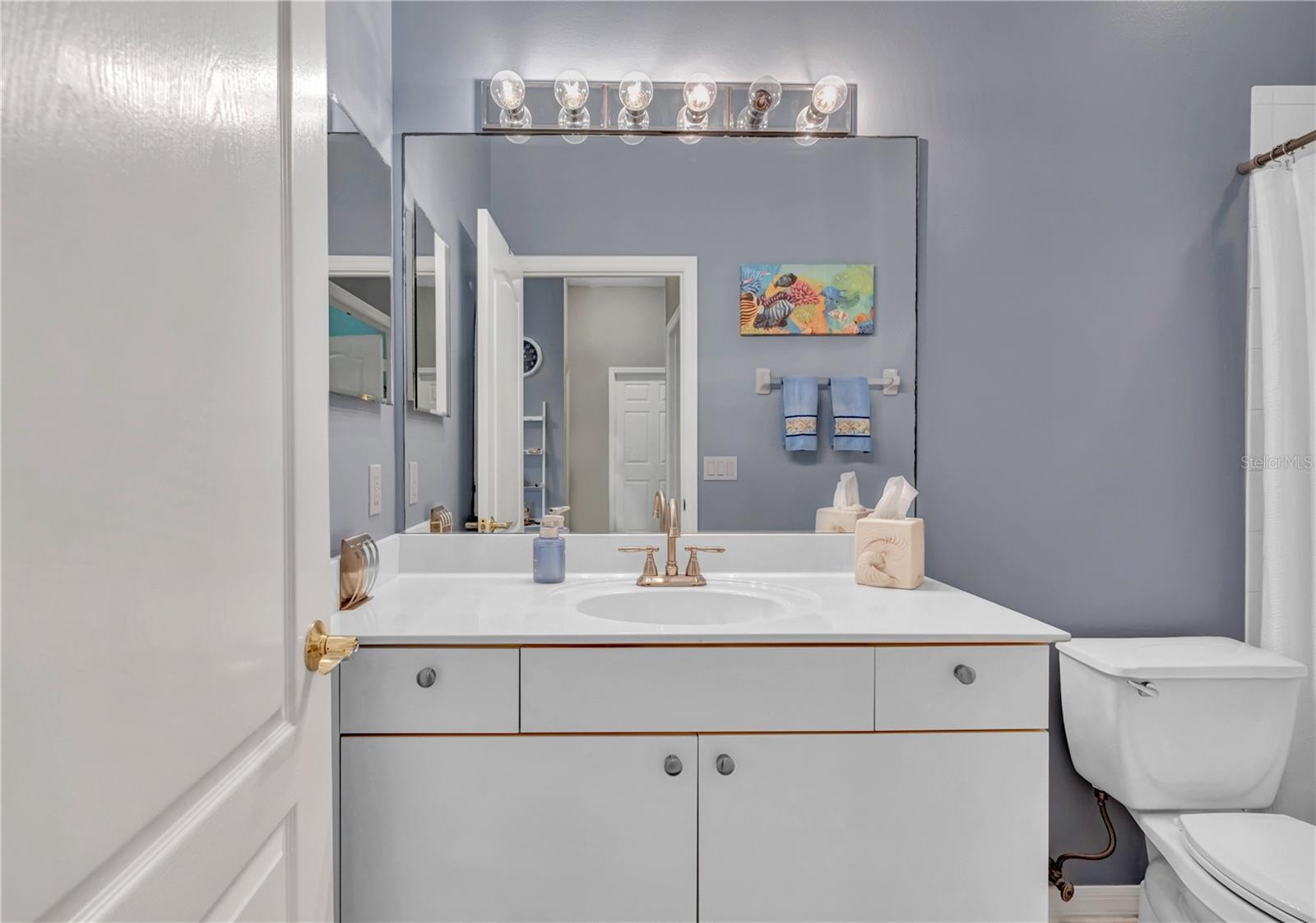 BOBCAT VILLAS - Residential