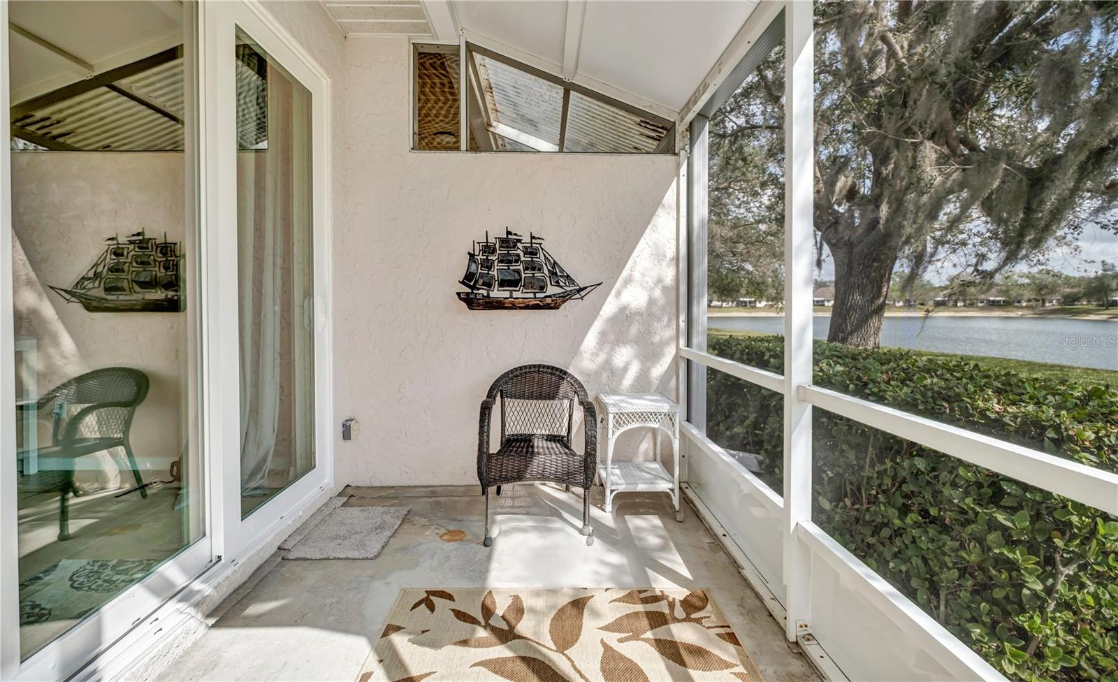 BOBCAT VILLAS - Residential