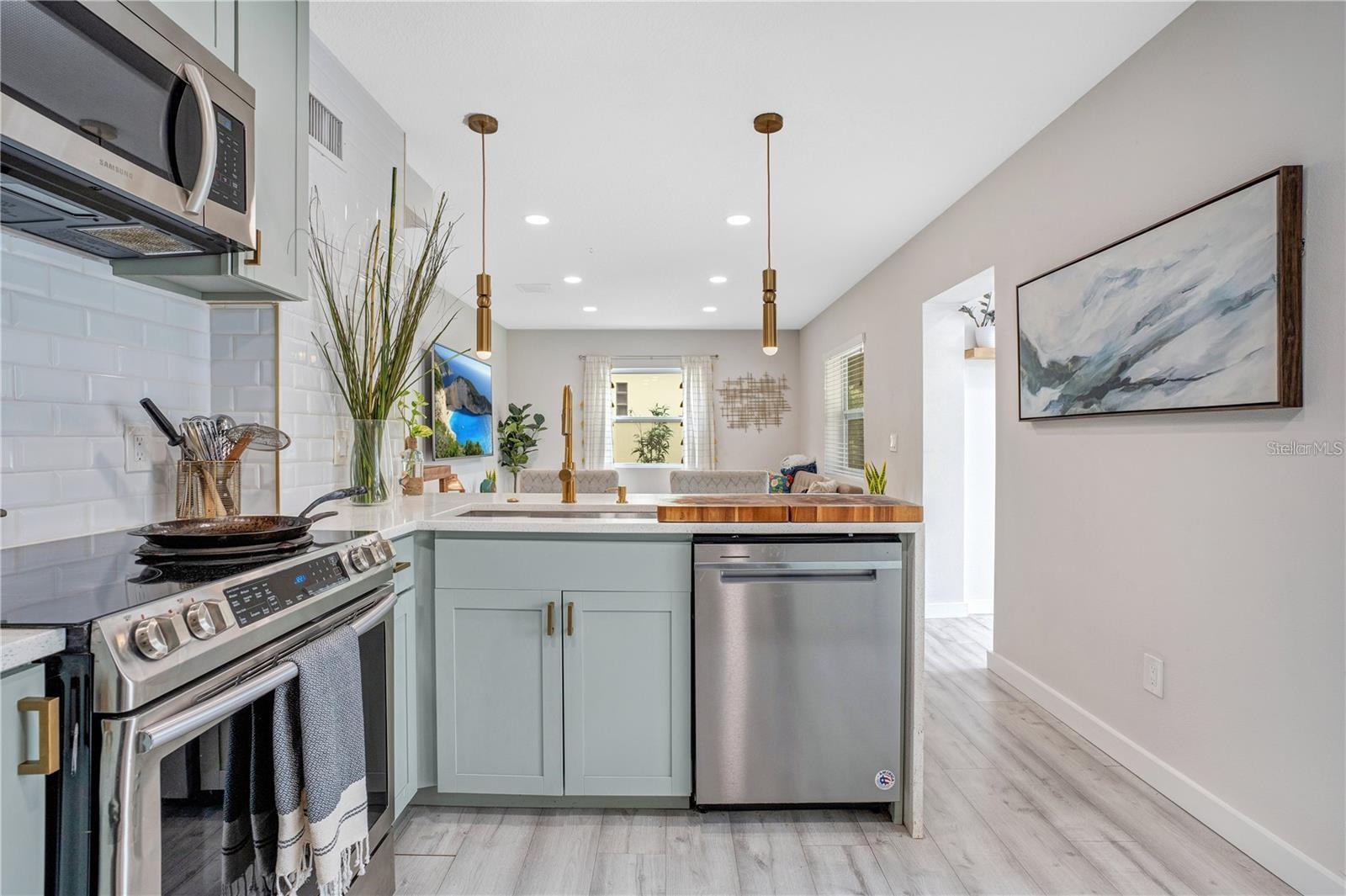 OLYMPIA HEIGHTS - Residential Lease