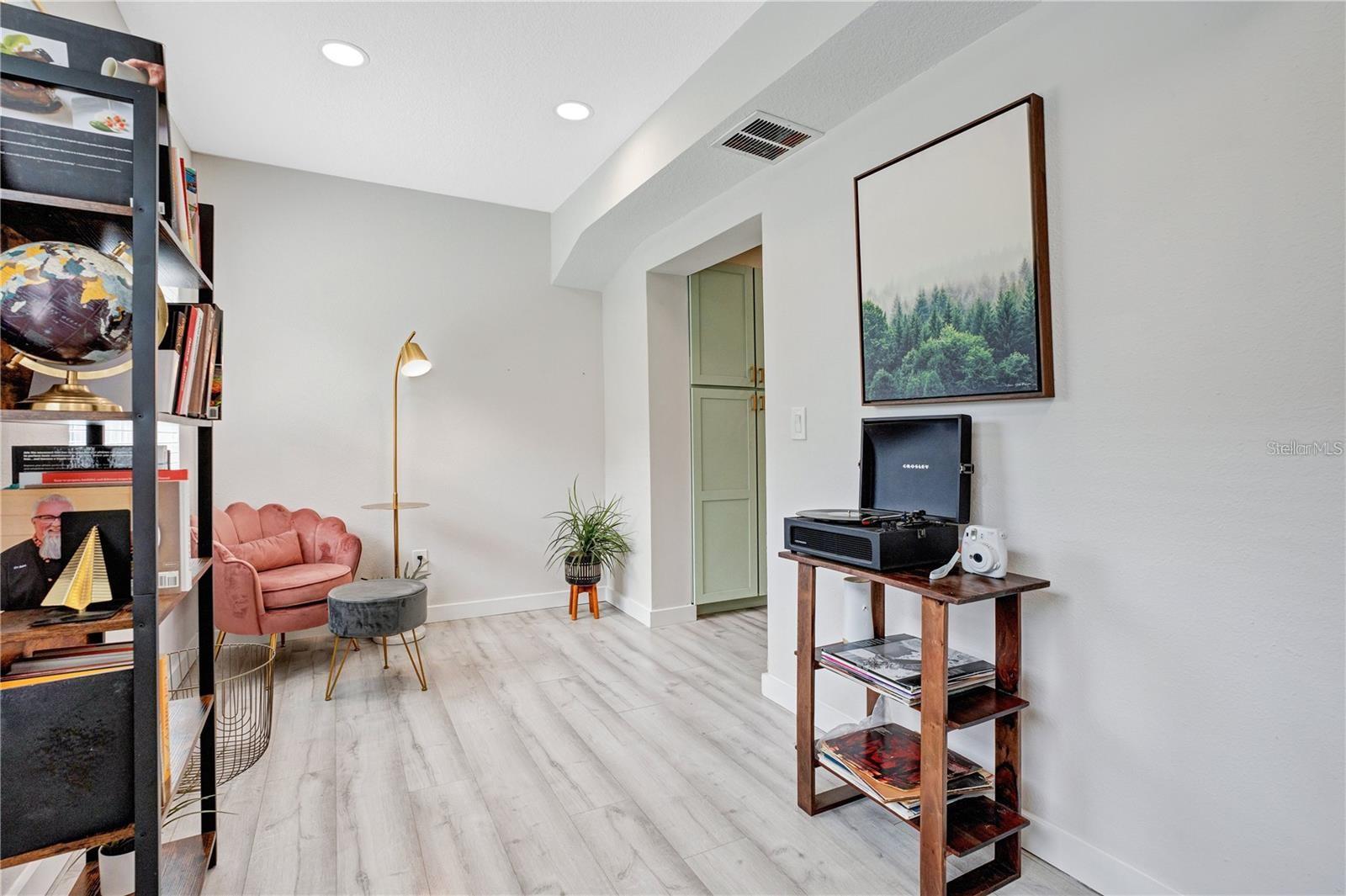 OLYMPIA HEIGHTS - Residential Lease