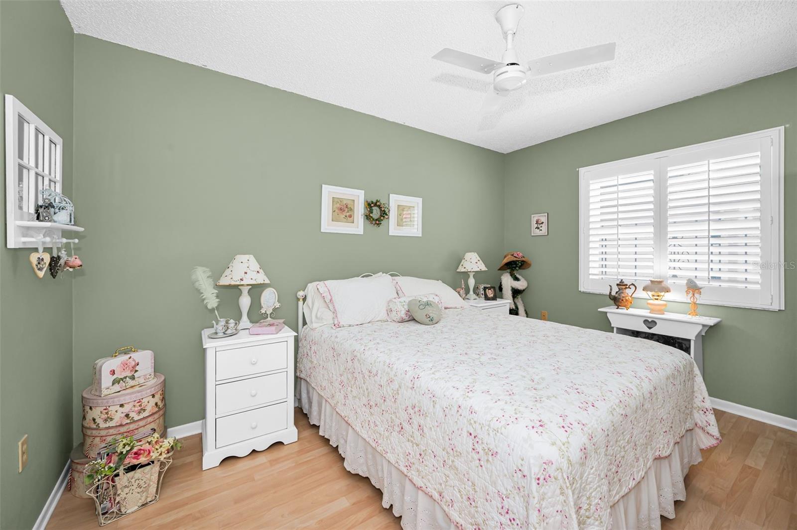 WILSHIRE ESTATES - Residential