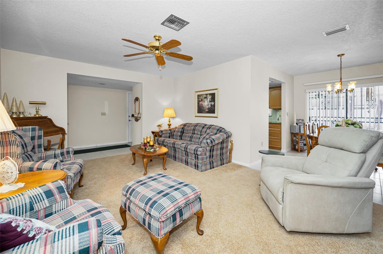 WILSHIRE ESTATES - Residential