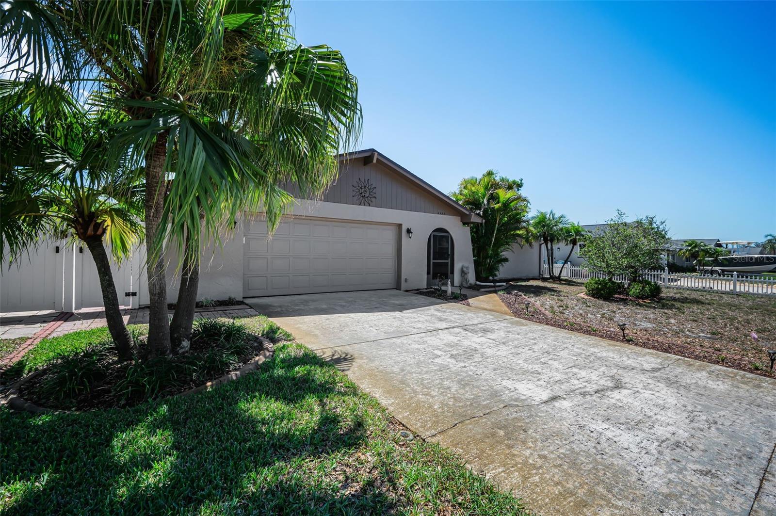 WILSHIRE ESTATES - Residential