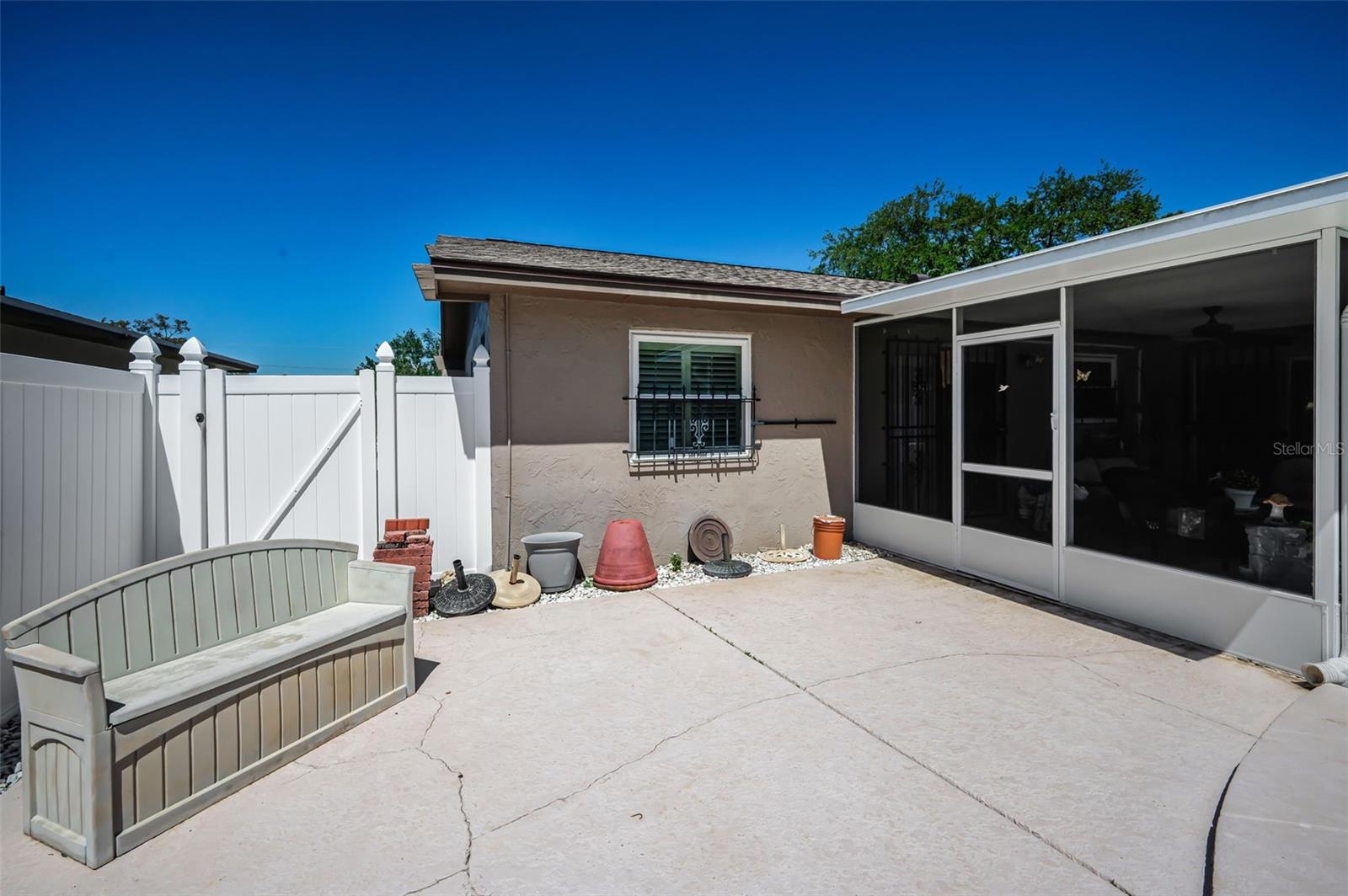 WILSHIRE ESTATES - Residential