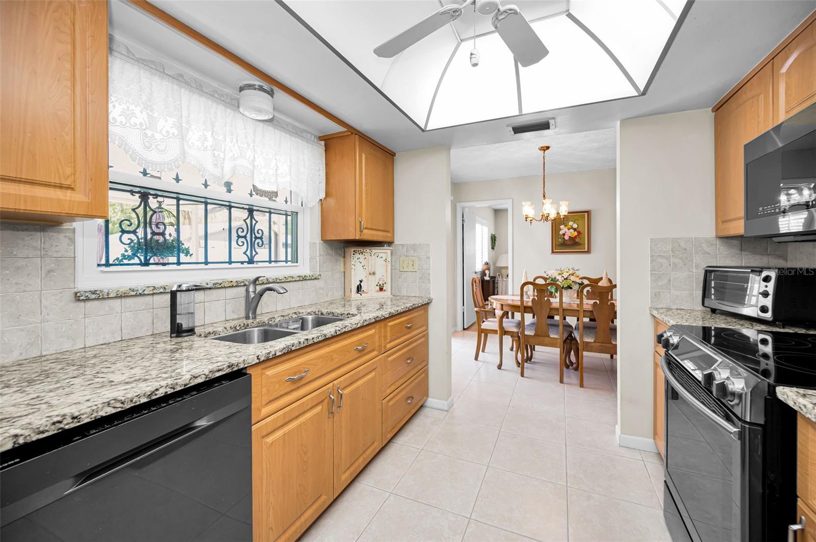 WILSHIRE ESTATES - Residential