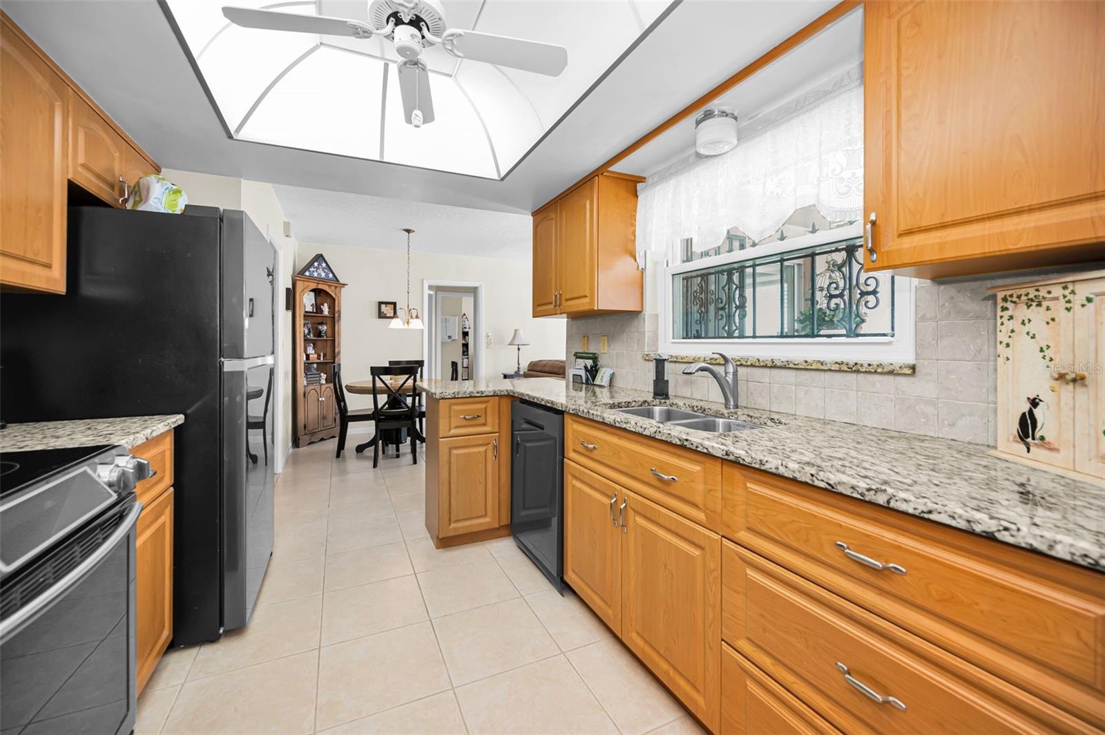 WILSHIRE ESTATES - Residential